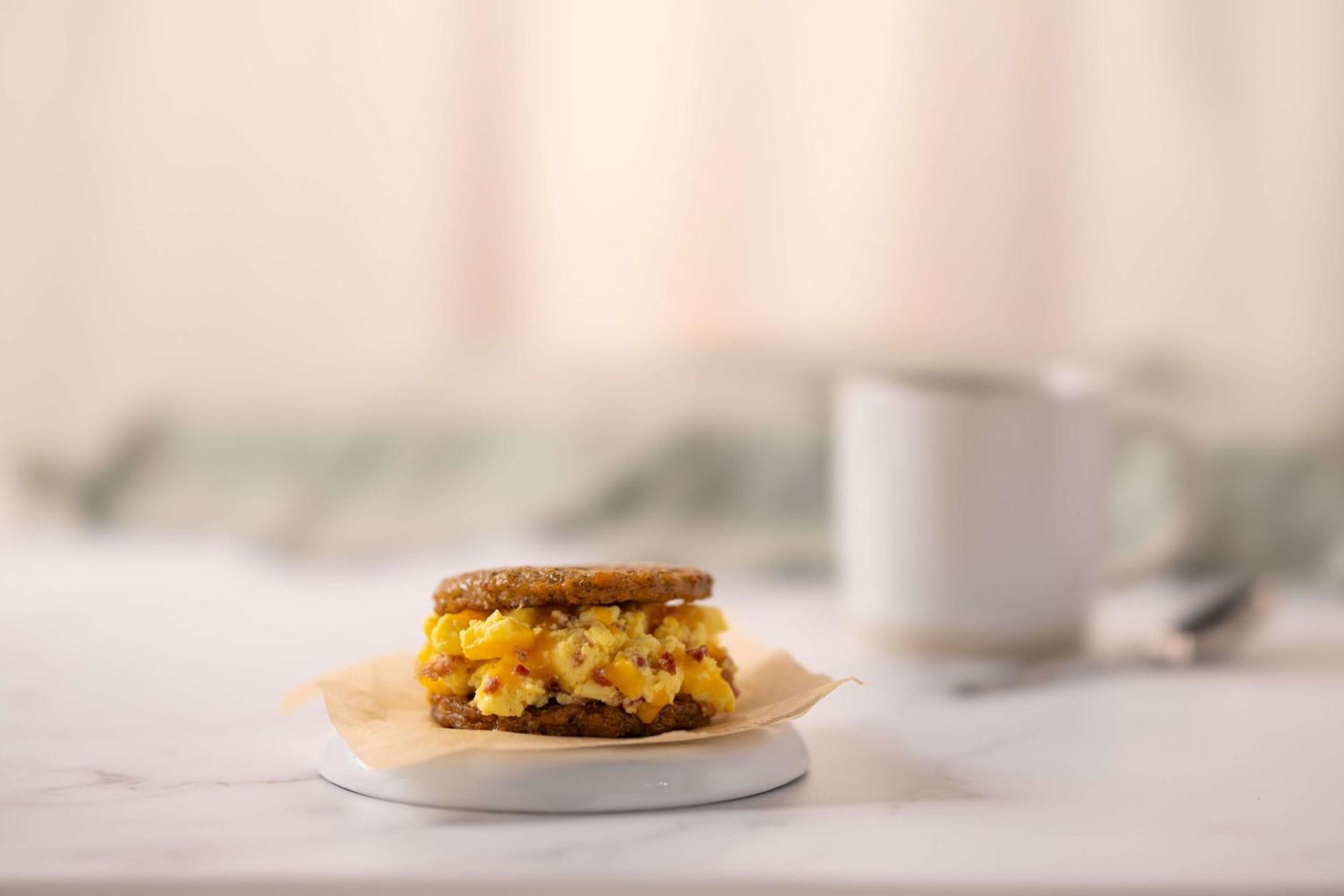 Drury Inn & Suites Charlotte University Place Ngoại thất bức ảnh