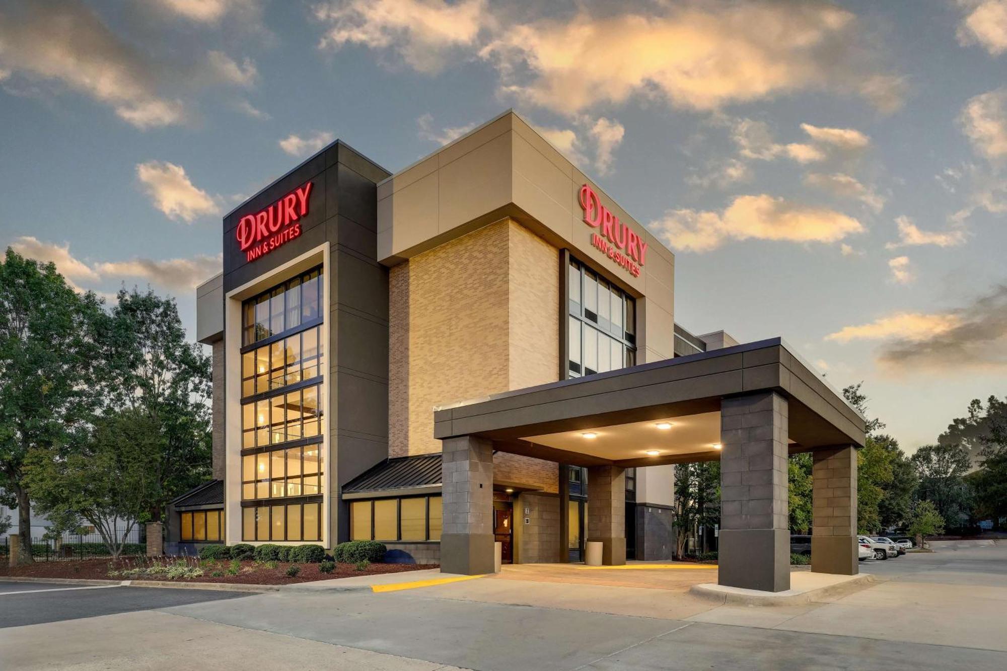 Drury Inn & Suites Charlotte University Place Ngoại thất bức ảnh